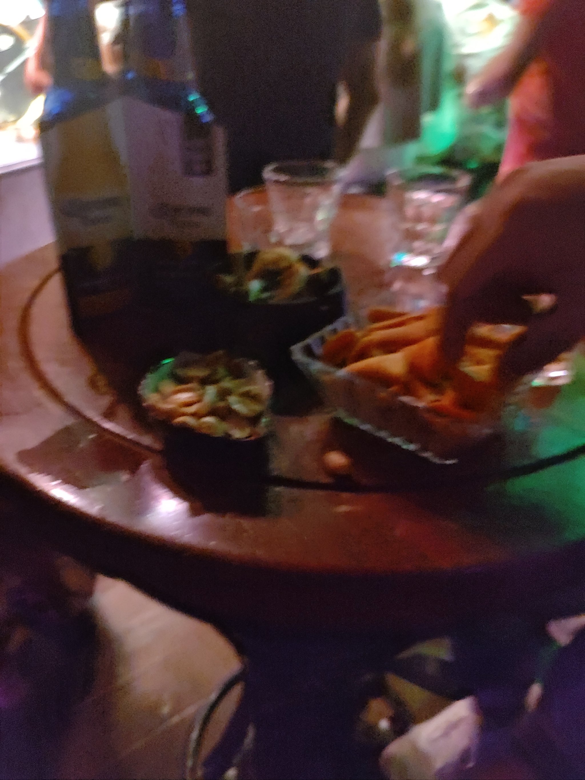 商务ktv能否组局探讨-岳阳楼区ktv预订